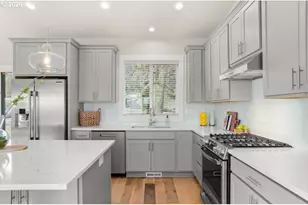 5645 W A St, West Linn, OR 97068 - Photo 11