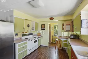 510 E 4th St, Coquille, OR 97423 - Photo 23