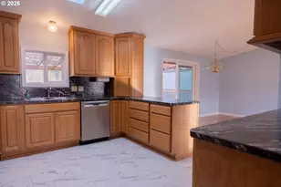 205 Boone Rd, Salem, OR 97306 - Photo 9