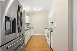 10090 SW Beaverton Hillsdale Hwy, Beaverton, OR 97005 - Photo 5