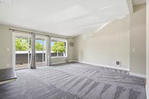 10090 SW Beaverton Hillsdale Hwy, Beaverton, OR 97005 - Photo 9