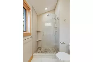 1806 Columbia St, Hood River, OR 97031 - Photo 31