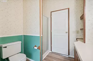 317 Rollingwood Dr, Kelso, WA 98626 - Photo 19