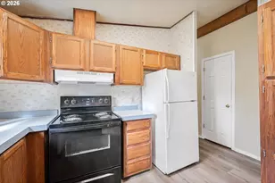 317 Rollingwood Dr, Kelso, WA 98626 - Photo 13