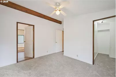 317 Rollingwood Dr, Kelso, WA 98626 - Photo 17