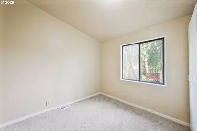 317 Rollingwood Dr, Kelso, WA 98626 - Photo 15