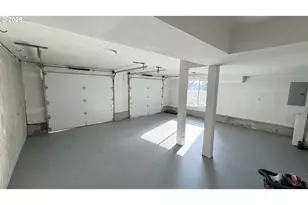 65 SW Pleasant View Ave, Gresham, OR 97030 - Photo 13