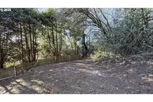 65 SW Pleasant View Ave, Gresham, OR 97030 - Photo 5