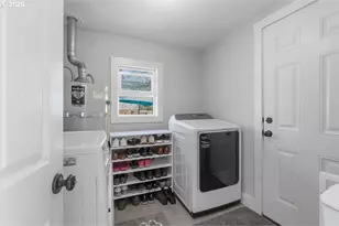 622 SE 111th Ave, Portland, OR 97216 - Photo 19