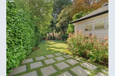 11511 S Riverwood Rd, Portland, OR 97219 - Photo 37