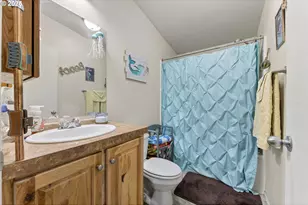 600 NW Cupid Ave, Sumpter, OR 97877 - Photo 17