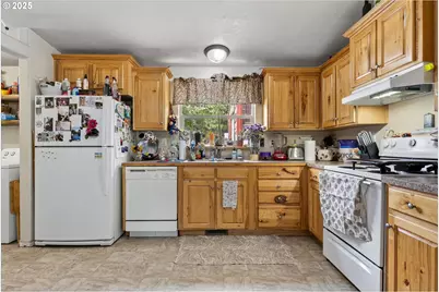 600 NW Cupid Ave, Sumpter, OR 97877 - Photo 7