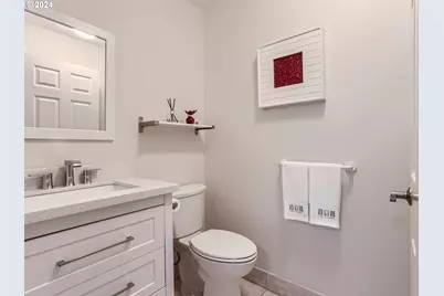 8534 NW Timber Ridge Ct, Portland, OR 97229 - Photo 23