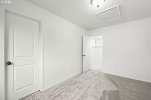 5218 SE Tenino Ct, Portland, OR 97206 - Photo 21