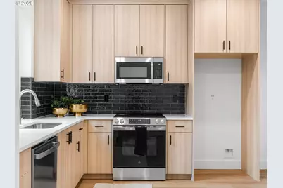 3560 N Haight Ave #6, Portland, OR 97227 - Photo 9