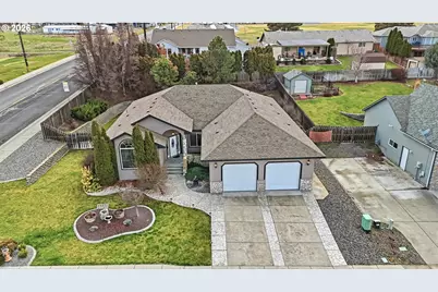 994 E Hurlburt Ave, Hermiston, OR 97838 - Photo 1