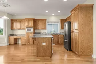 21223 NE Shore Dr, Fairview, OR 97024 - Photo 13