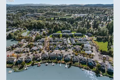 21223 NE Shore Dr, Fairview, OR 97024 - Photo 39