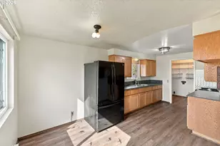 1515 N Elliott St, Coquille, OR 97423 - Photo 7