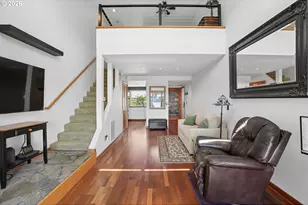 170 N Hayden Bay Dr, Portland, OR 97217 - Photo 23