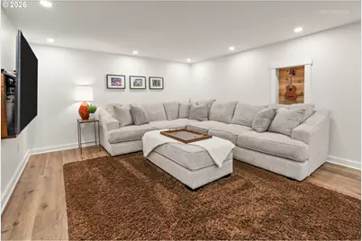 4005 NE Hassalo St, Portland, OR 97232 - Photo 25