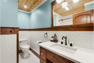 4005 NE Hassalo St, Portland, OR 97232 - Photo 23