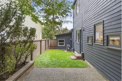 6260 SW Arranmore Pl, Portland, OR 97223 - Photo 37
