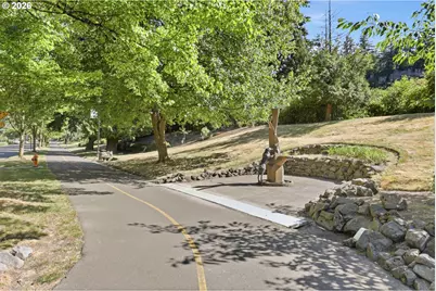 3606 NE Maywood Pl, Maywood Park, OR 97220 - Photo 39
