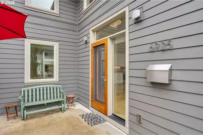 6925 SE Morrison Ave, Portland, OR 97215 - Photo 3