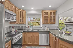 6925 SE Morrison Ave, Portland, OR 97215 - Photo 27