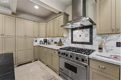 2508 NE Tillamook St, Portland, OR 97212 - Photo 15