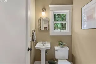 2508 NE Tillamook St, Portland, OR 97212 - Photo 17