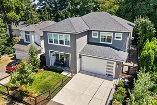9228 SW 50th Ave, Portland, OR 97219 - Photo 43