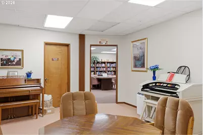 13775 SW Scholls Ferry Rd #305, Portland, OR 97221 - Photo 23