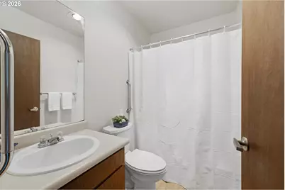 13775 SW Scholls Ferry Rd #305, Portland, OR 97221 - Photo 11