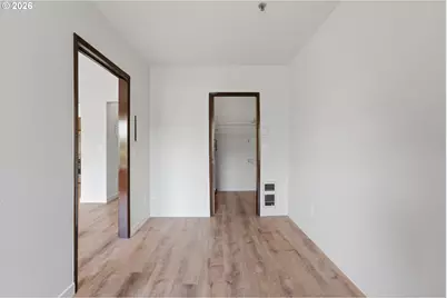 13775 SW Scholls Ferry Rd #305, Portland, OR 97221 - Photo 13