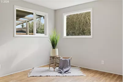 647 Ellsworth St, Eugene, OR 97402 - Photo 21