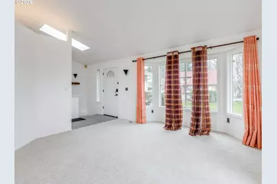 204 Crestwood St, Fairview, OR 97024 - Photo 3