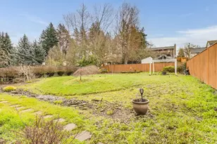 204 Crestwood St, Fairview, OR 97024 - Photo 27