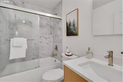 18124 SE Stephens St, Portland, OR 97233 - Photo 13