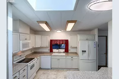 16063 Driftwood Ln #14, Brookings, OR 97415 - Photo 17