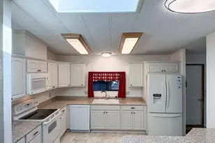 16063 Driftwood Ln, Brookings, OR 97415 - Photo 17