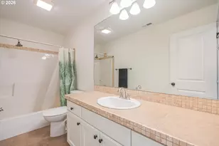 11819 SW 60th Ave, Portland, OR 97219 - Photo 27