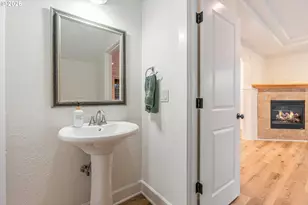 11819 SW 60th Ave, Portland, OR 97219 - Photo 7