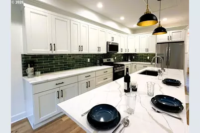 11819 SW 60th Ave, Portland, OR 97219 - Photo 21