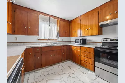 550 Walnut St, Lebanon, OR 97355 - Photo 7