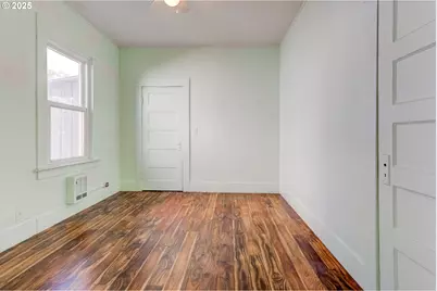 2727 E St, Washougal, WA 98671 - Photo 7