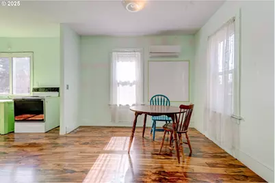 2727 E St, Washougal, WA 98671 - Photo 9