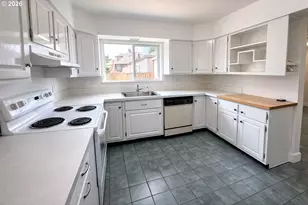 135 NE 55th Ave, Portland, OR 97213 - Photo 29