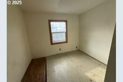 728 N Elliott St, Coquille, OR 97423 - Photo 11